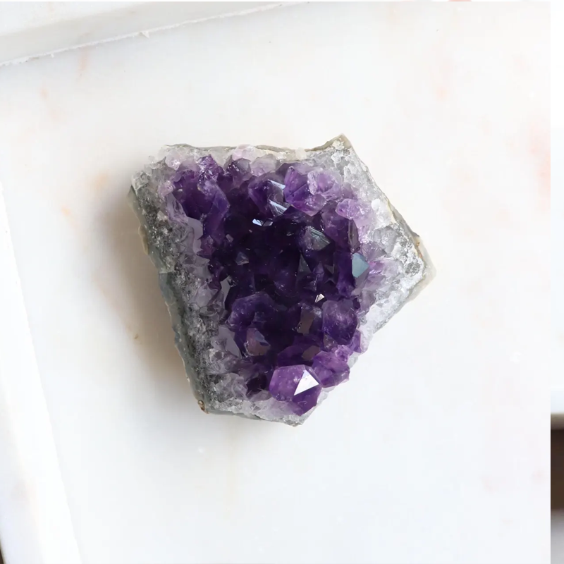 Mini Amethyst Cluster (146g)